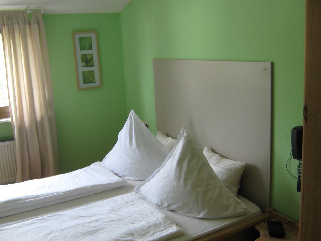Gaestehaus Schneider Brauneberg Habitación foto